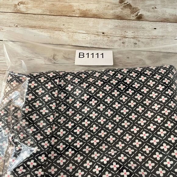 J Jill Capri Pants 12 Black Minimalist Stretchy Geometric Flower All-Over Career - Picture 13 of 13